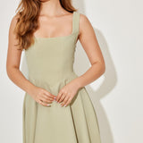 Kiara - Elegant Midi Dress